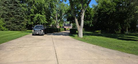 Photo of 1N521 Mac Queen Dr Drive, West Chicago, IL 60185 (MLS # 12662956)