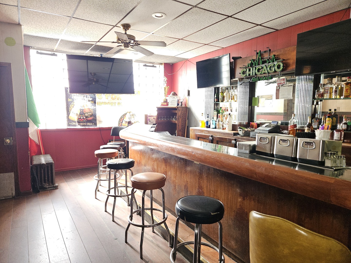 5948 W Diversey Avenue