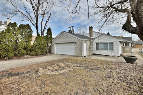 Tiny photo for Lincolnwood, IL 60712 (MLS # 12600881)