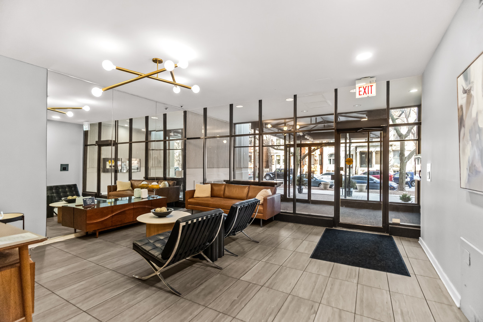 2728 N Hampden Court 1103