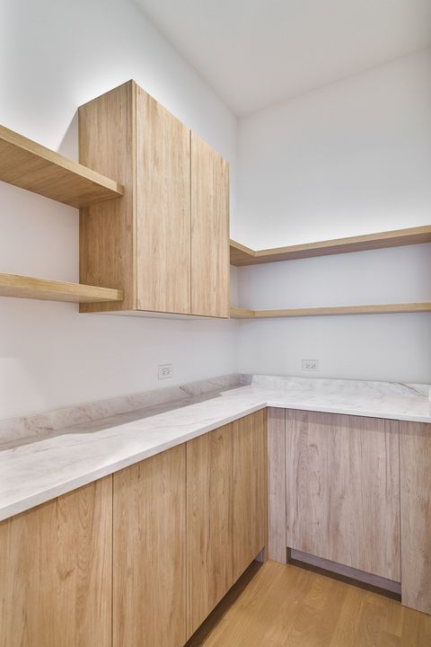 Tiny photo for 1418 W Warner Avenue, Chicago, IL 60613 (MLS # 12624942)