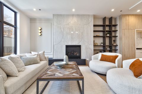 Tiny photo for 1418 W Warner Avenue, Chicago, IL 60613 (MLS # 12624942)