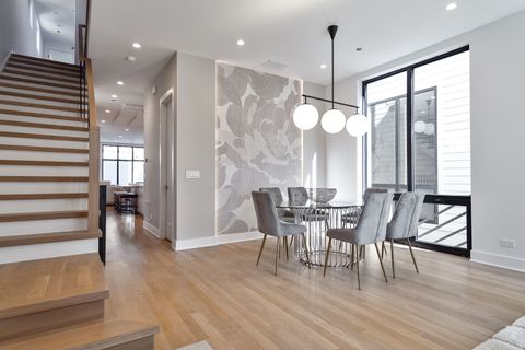 Tiny photo for 1418 W Warner Avenue, Chicago, IL 60613 (MLS # 12624942)