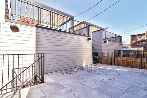 Tiny photo for 1418 W Warner Avenue, Chicago, IL 60613 (MLS # 12624942)