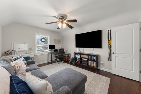 Tiny photo for 626 S Main Street, Lombard, IL 60148 (MLS # 12621580)