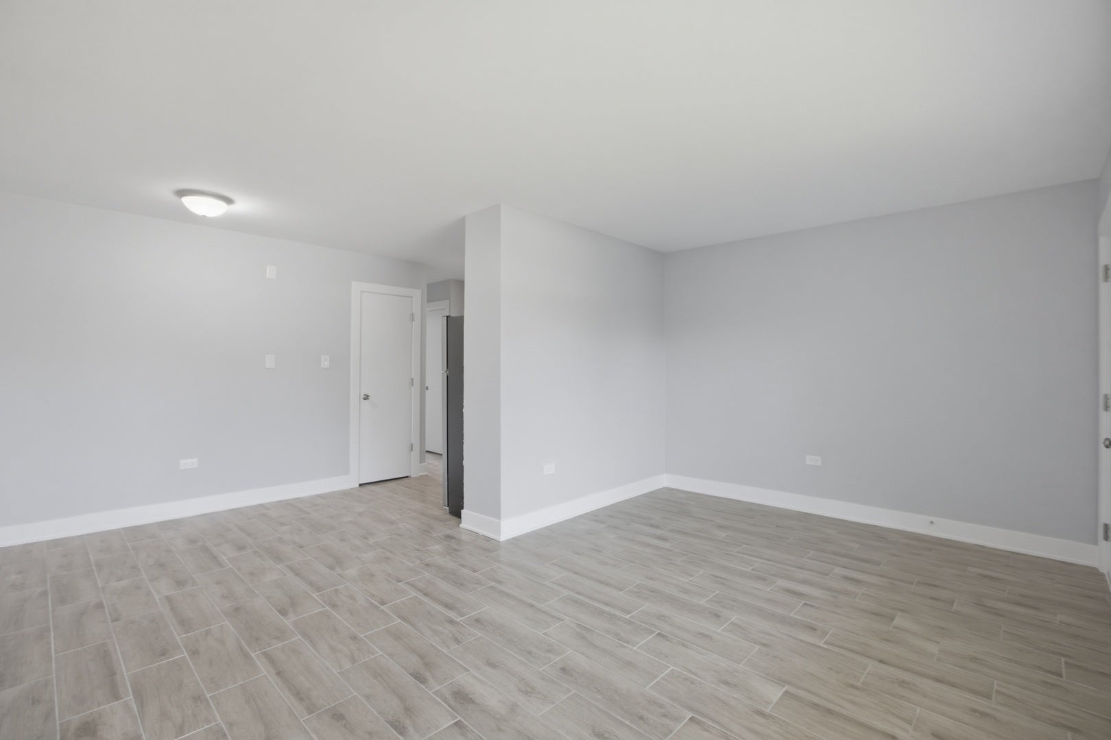 2537 E 83rd Street 206