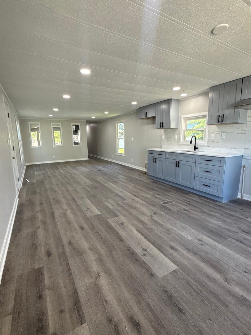 320 Pleasant Terrace