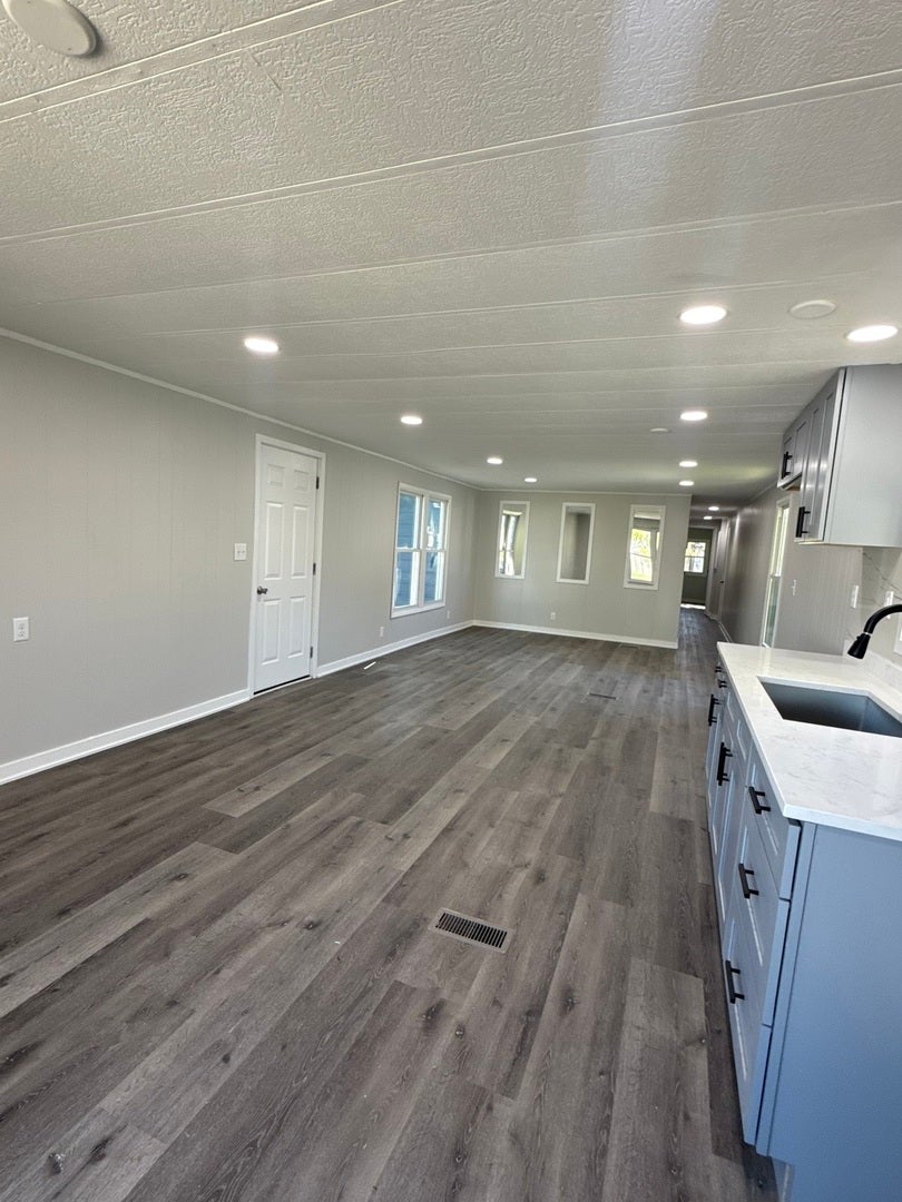 320 Pleasant Terrace