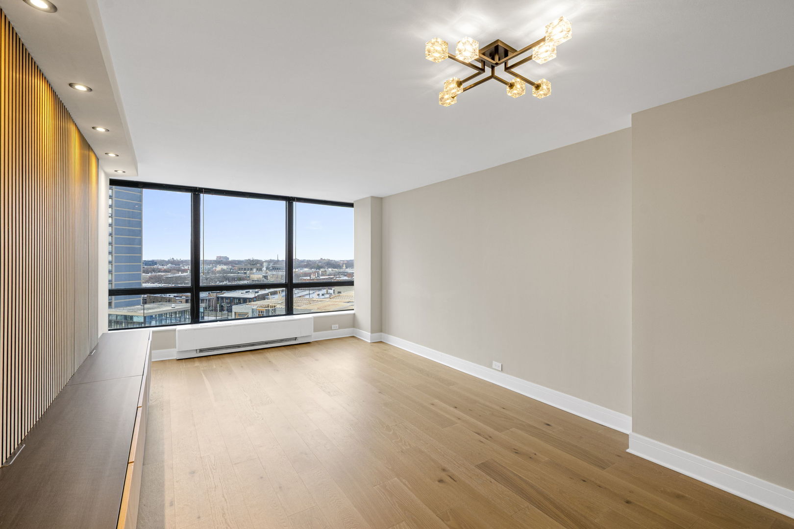 5415 N SHERIDAN Road 915