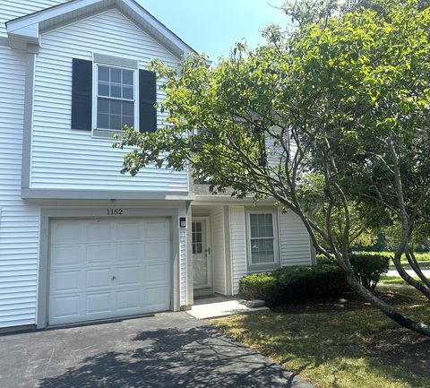 Photo of 1152 Vail Court, Naperville, IL 60540 (MLS # 12483368)