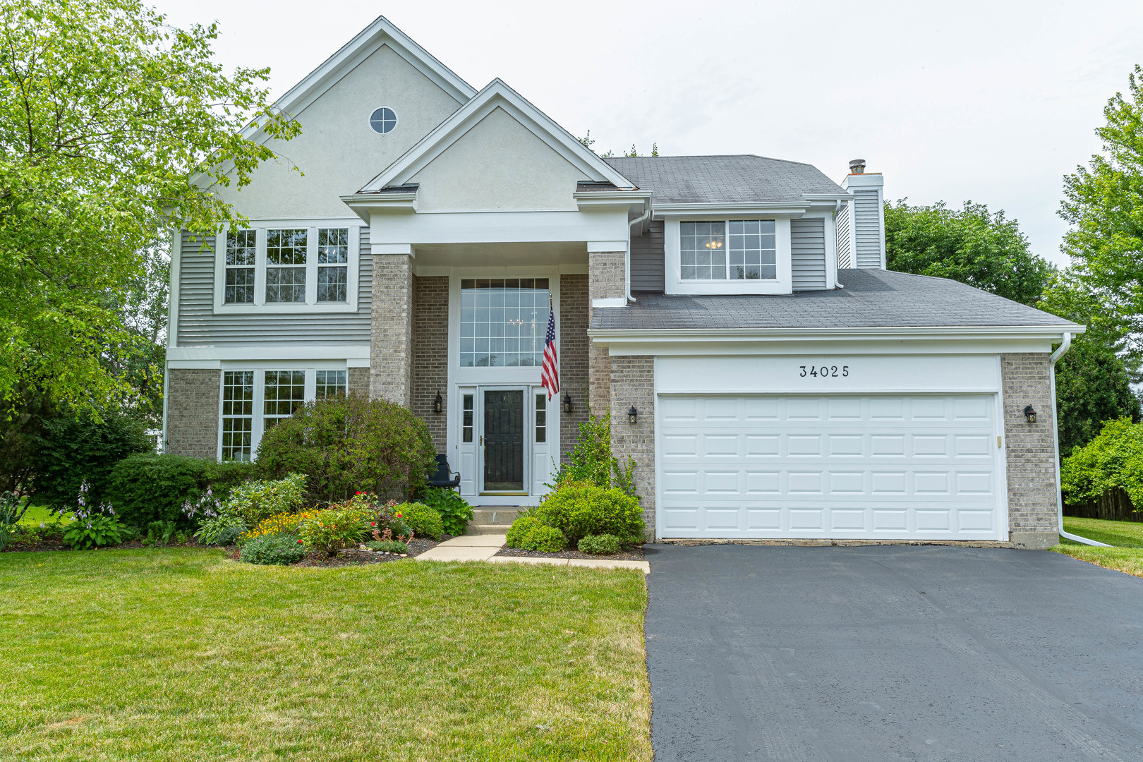 Photo 1 of 46 — 34025 N Sulkey Drive, Grayslake, IL 60030