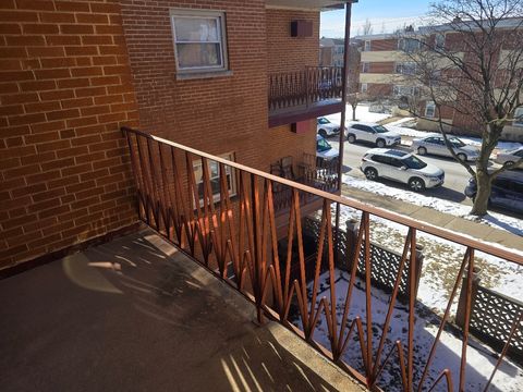 Tiny photo for 3109 Paris Avenue #304, River Grove, IL 60171 (MLS # 12562006)