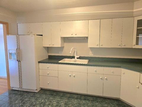 Tiny photo for 3109 Paris Avenue #304, River Grove, IL 60171 (MLS # 12562006)