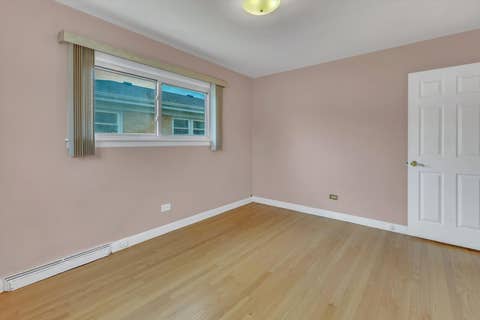 Tiny photo for 8133 Hamlin Avenue, Skokie, IL 60076 (MLS # 12722342)