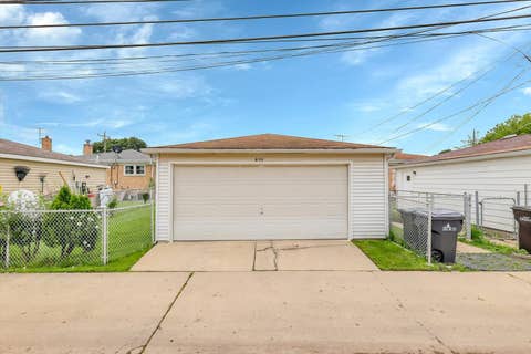 Tiny photo for 8133 Hamlin Avenue, Skokie, IL 60076 (MLS # 12722342)