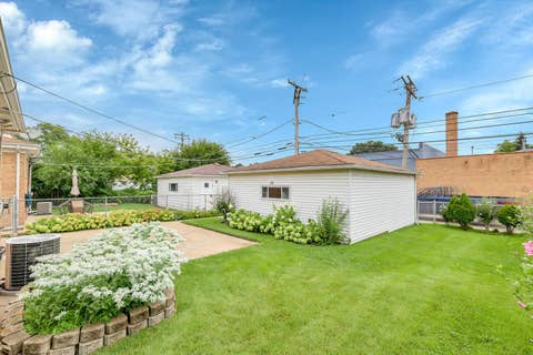 Tiny photo for 8133 Hamlin Avenue, Skokie, IL 60076 (MLS # 12722342)