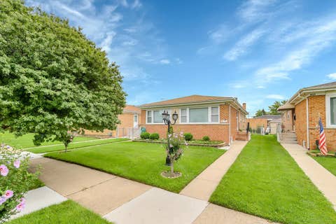 Tiny photo for 8133 Hamlin Avenue, Skokie, IL 60076 (MLS # 12722342)
