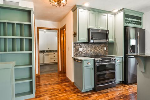 Tiny photo for 9525 BRENDA Drive, Roscoe, IL 61073 (MLS # 12461871)