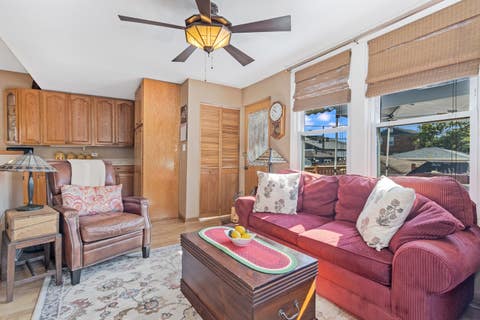 Tiny photo for 4113 Elm Avenue, Brookfield, IL 60513 (MLS # 12697644)