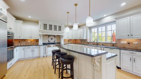 Tiny photo for 162 Cardinal Drive, Hawthorn Woods, IL 60047 (MLS # 12480591)