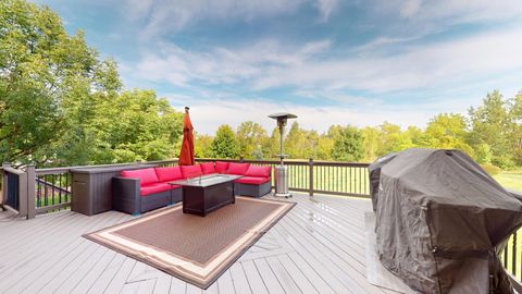 Tiny photo for 162 Cardinal Drive, Hawthorn Woods, IL 60047 (MLS # 12480591)