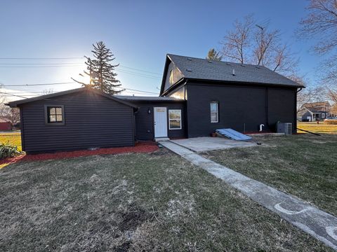 Tiny photo for 350 S 4th Avenue, St. Anne, IL 60964 (MLS # 12328673)