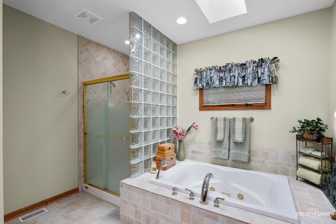 Tiny photo for 37W775 Morningside Lane, Batavia, IL 60510 (MLS # 12471320)