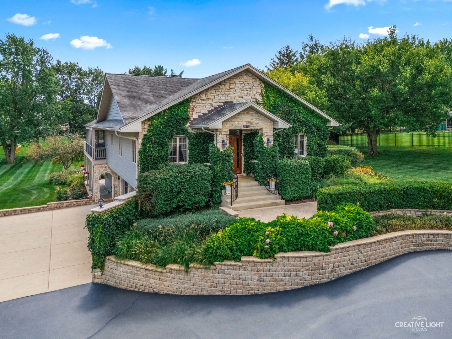 37W775 Morningside Lane