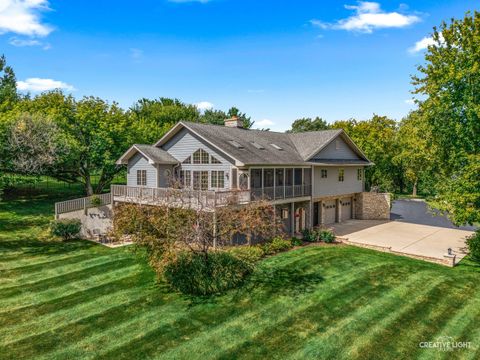 Tiny photo for 37W775 Morningside Lane, Batavia, IL 60510 (MLS # 12471320)