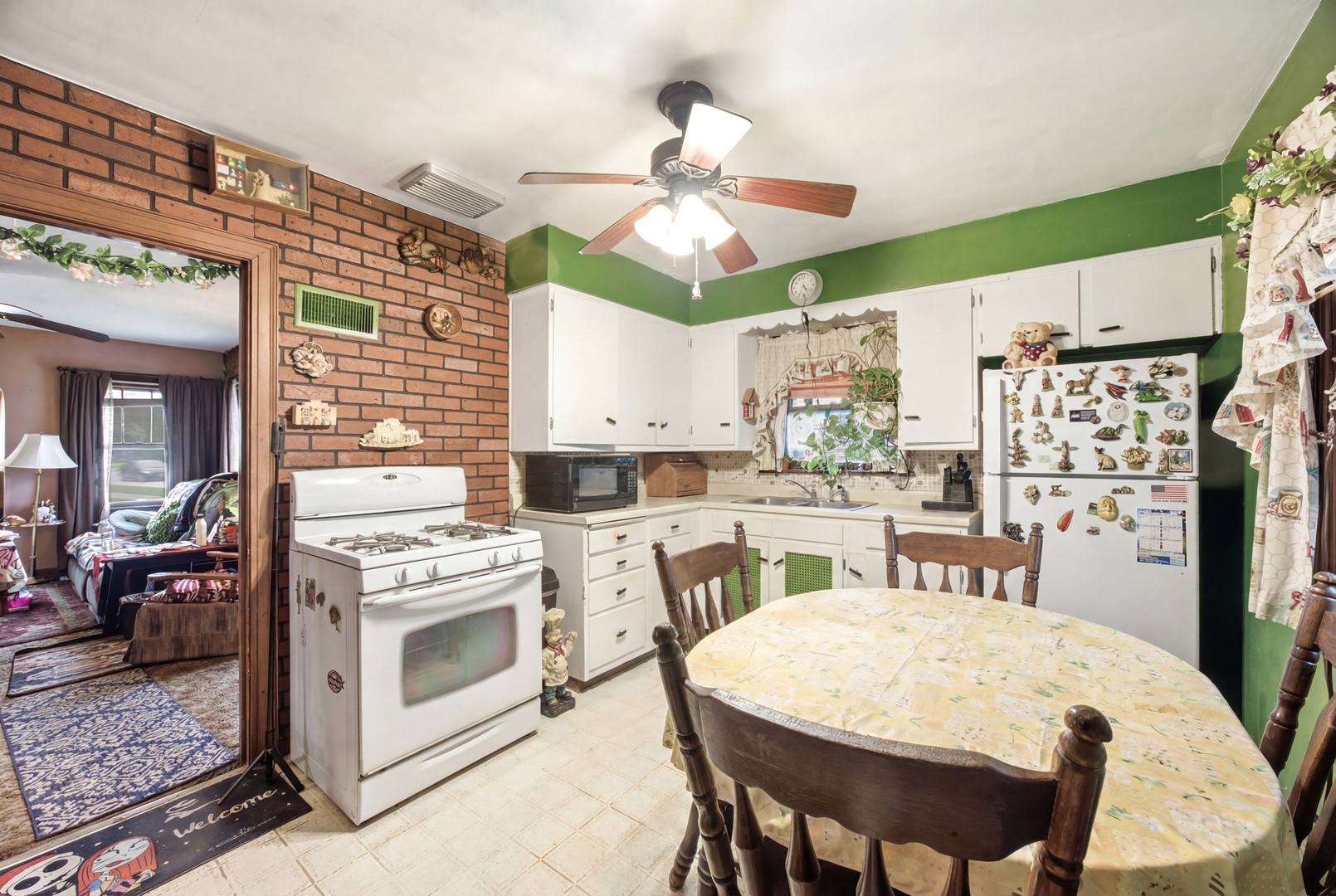 45 N Aldine Street