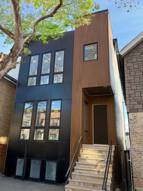 2353 W OHIO Street Chicago IL 60612