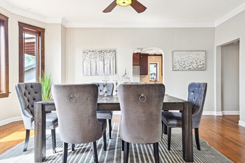 Tiny photo for 1420 Oakton Street, Park Ridge, IL 60068 (MLS # 12521830)