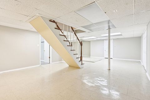 Tiny photo for 1420 Oakton Street, Park Ridge, IL 60068 (MLS # 12521830)