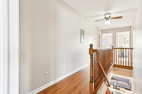 Tiny photo for 1420 Oakton Street, Park Ridge, IL 60068 (MLS # 12521830)