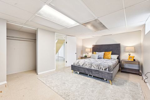 Tiny photo for 1420 Oakton Street, Park Ridge, IL 60068 (MLS # 12521830)