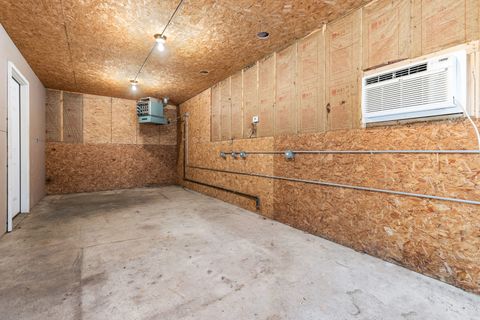 Tiny photo for 5403 Mcfarland Road, Loves Park, IL 61111 (MLS # 12614252)