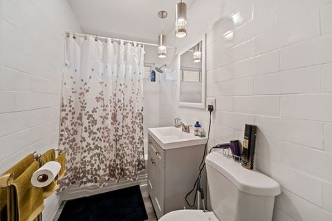 Tiny photo for 1436 Portsmouth Avenue, Westchester, IL 60154 (MLS # 12600497)