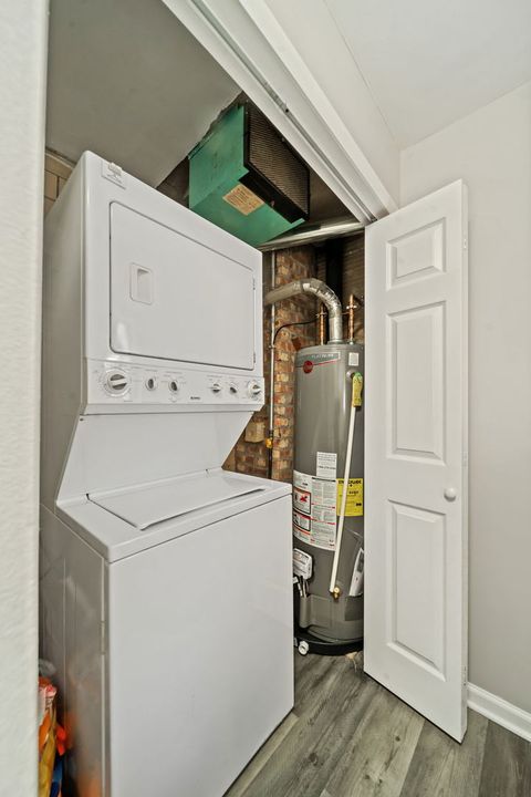 Tiny photo for 1436 Portsmouth Avenue, Westchester, IL 60154 (MLS # 12600497)