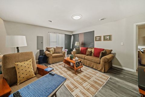 Tiny photo for 1436 Portsmouth Avenue, Westchester, IL 60154 (MLS # 12600497)