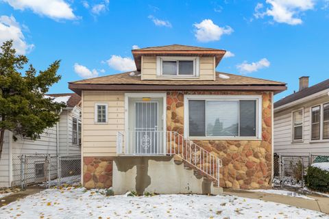 Photo of 10211 S Yale Avenue, Chicago, IL 60628 (MLS # 12518166)