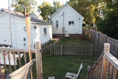 Tiny photo for 713 Ohara Street, Bloomington, IL 61701 (MLS # 12480386)