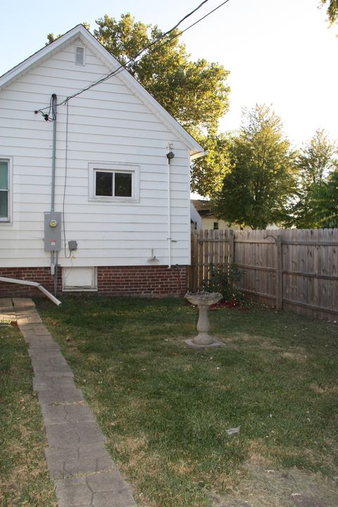 Tiny photo for 713 Ohara Street, Bloomington, IL 61701 (MLS # 12480386)