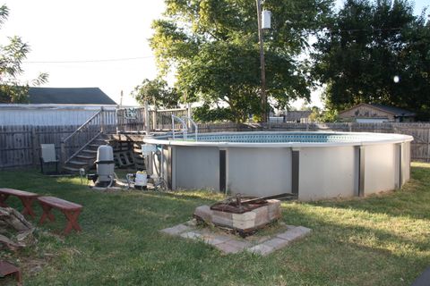 Tiny photo for 713 Ohara Street, Bloomington, IL 61701 (MLS # 12480386)