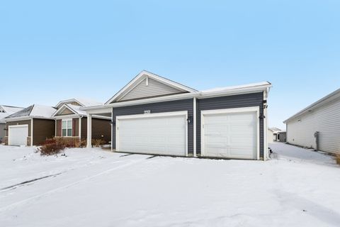 Tiny photo for 6420 Aspen Lane, Wonder Lake, IL 60097 (MLS # 12557902)