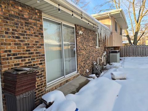 Tiny photo for 17331 Wausau Court, South Holland, IL 60473 (MLS # 12531301)