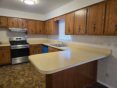 Tiny photo for 17331 Wausau Court, South Holland, IL 60473 (MLS # 12531301)