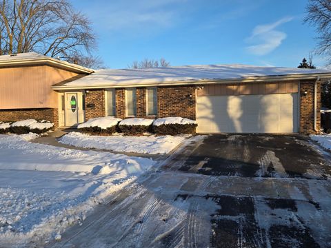 Tiny photo for 17331 Wausau Court, South Holland, IL 60473 (MLS # 12531301)