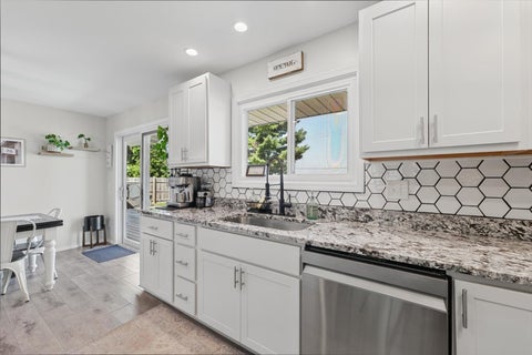 Tiny photo for 65 Chestnut Court, Champaign, IL 61822 (MLS # 12746349)