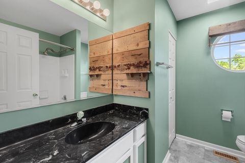 Tiny photo for 1646 Gleneagle Drive, Carpentersville, IL 60110 (MLS # 12659621)