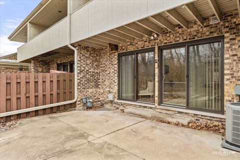 Tiny photo for 17 Sorrento Drive, Palos Heights, IL 60463 (MLS # 12566407)